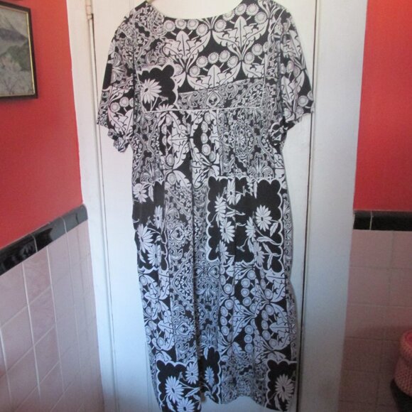 3X Vermont Country Store Caftan House Dress Muumuu Midi Black White Floral - Picture 3 of 4